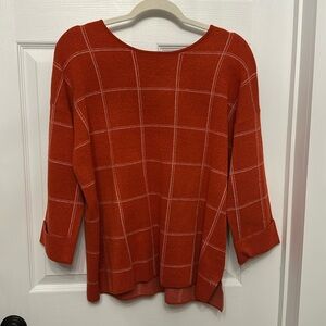Tahari sweater. Large